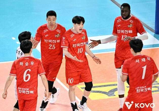 프로배구 한국전력, 최하위 삼성화재 3-1 제압…3위 탈환