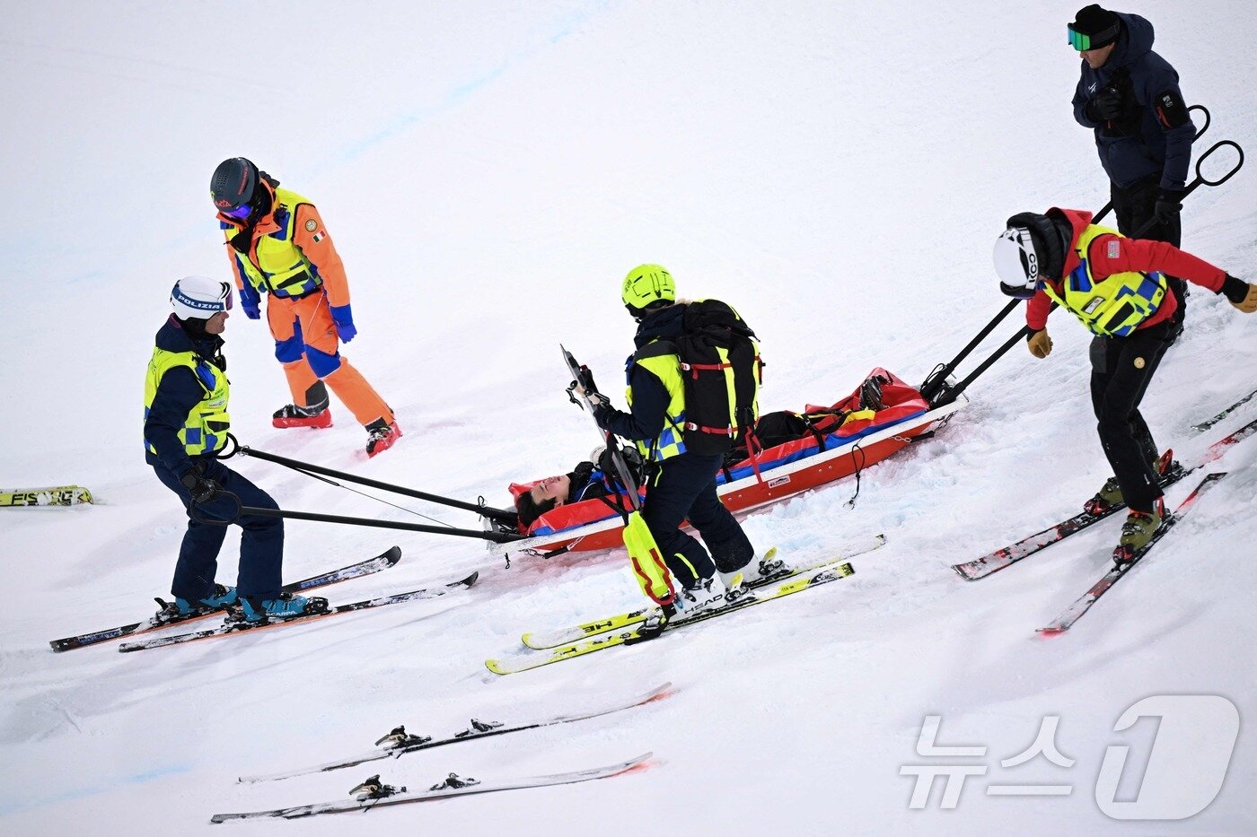 본문 이미지 - 프리스타일 스키 이승훈이 결선을 앞둔 공식 훈련에서 부상, 경기를 기권했다. ⓒ AFP=뉴스1