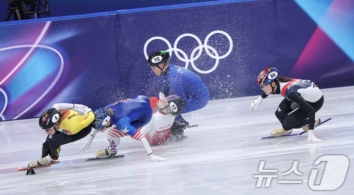 (밀라노=뉴스1) 김성진 기자 = 쇼트트랙 노도희가 20일(현지시간) 이탈리아 밀라노 아이스 스케이팅 아레나에서 열린 2026 밀라노·코르티나담페초 동계올림픽 쇼트트랙 여자 150 …