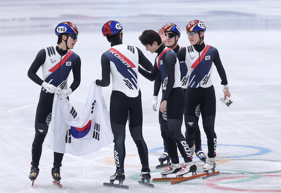 '한 마음으로 이룬 은메달'