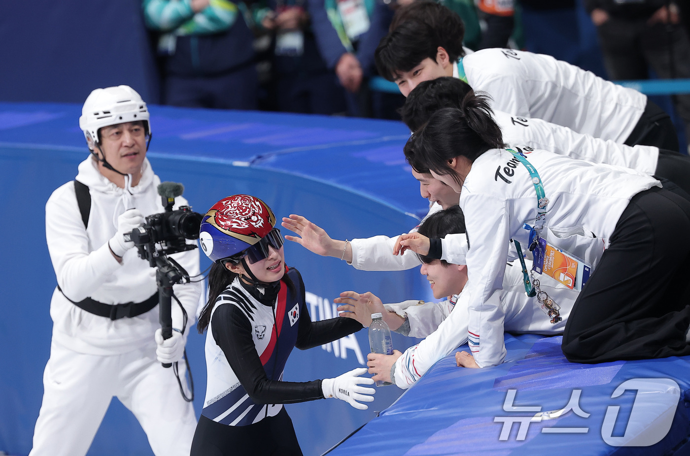 (밀라노=뉴스1) 김성진 기자 = 쇼트트랙 김길리가 20일(현지시간) 이탈리아 밀라노 아이스 스케이팅 아레나에서 열린 2026 밀라노·코르티나담페초 동계올림픽 쇼트트랙 여자 150 …