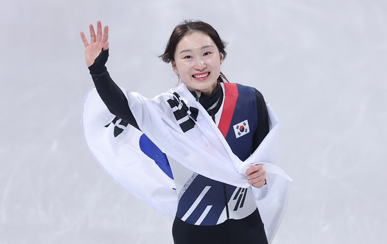 전설이 된 최민정, 아름다운 퇴장…30대 늦깎이 첫 메달 '감격'