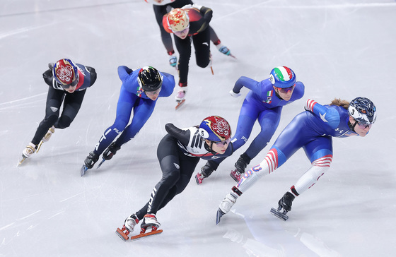 질주하는 최민정·김길리