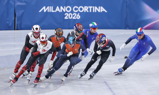 이정민 힘차게 미는 황대헌