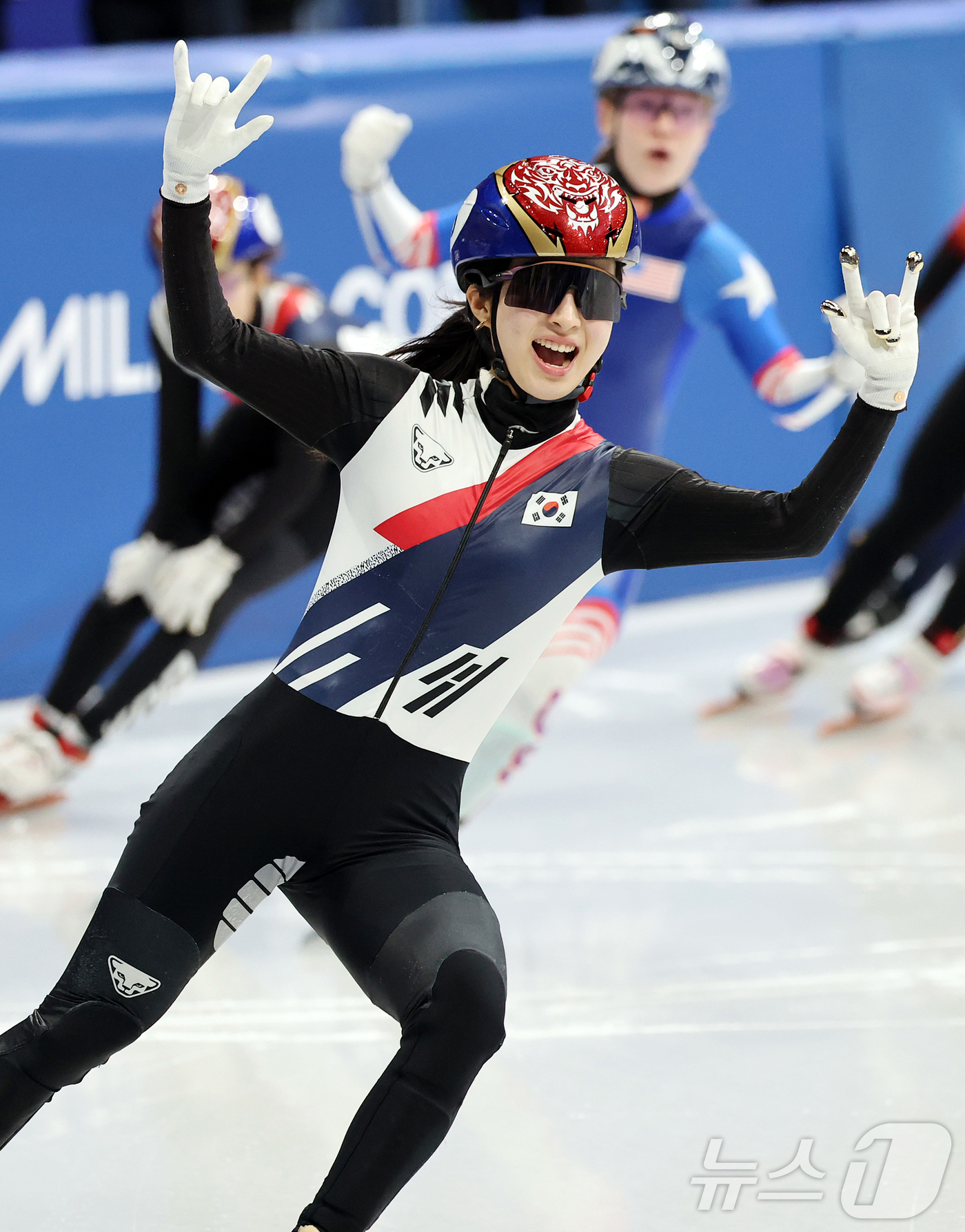 (밀라노=뉴스1) 김진환 기자 = 쇼트트랙 김길리가 20일(현지시간) 이탈리아 밀라노 아이스 스케이팅 아레나에서 열린 2026 밀라노·코르티나담페초 동계올림픽 쇼트트랙 여자 150 …