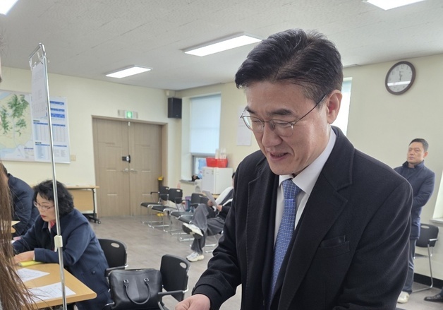 김재준, 군산시장 예비후보 등록…"경제시장으로 활력 되찾겠다"