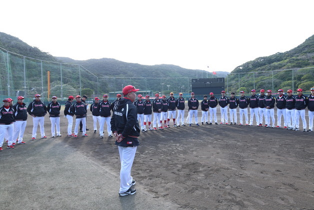 KIA, 1차 스프링캠프 종료…"어린 선수들 기량 발전 만족"