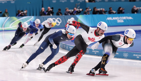 정재원, 치열한 선두권 경쟁