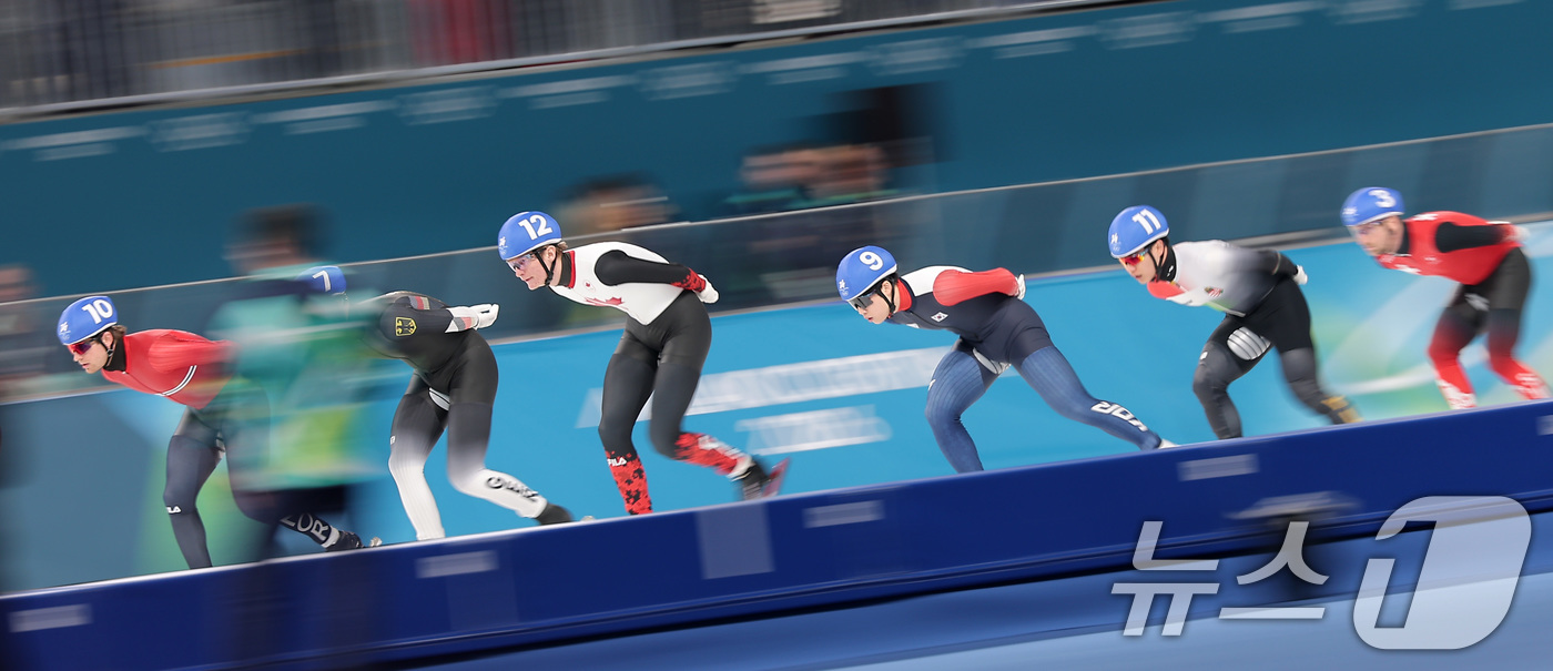 (밀라노=뉴스1) 김성진 기자 = 스피드스케이팅 조승민이 21일(현지시간) 이탈리아 밀라노 스피드스케이팅 스타디움에서 열린 2026 밀라노·코르티나담페초 동계올림픽 스피드 스케이팅 …