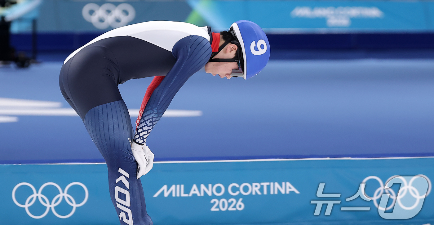 (밀라노=뉴스1) 김성진 기자 = 스피드스케이팅 조승민이 21일(현지시간) 이탈리아 밀라노 스피드스케이팅 스타디움에서 열린 2026 밀라노·코르티나담페초 동계올림픽 스피드 스케이팅 …