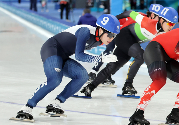 역주 펼치는 조승민