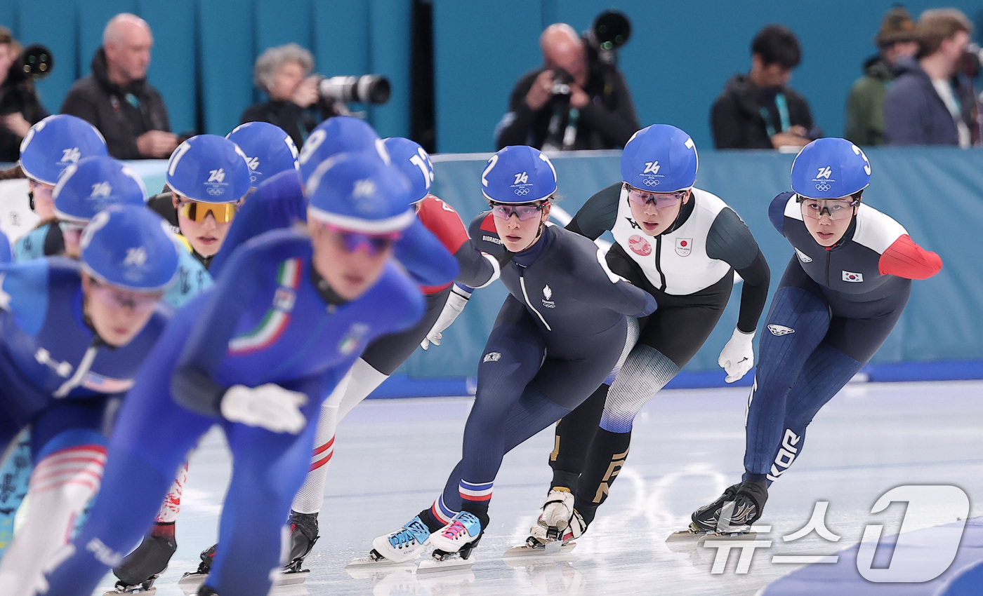 (밀라노=뉴스1) 김성진 기자 = 스피드스케이팅 박지우가 21일(현지시간) 이탈리아 밀라노 스피드스케이팅 스타디움에서 열린 2026 밀라노·코르티나담페초 동계올림픽 스피드 스케이팅 …