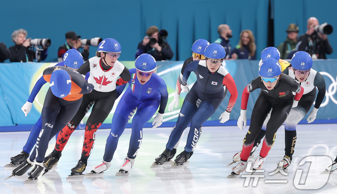 (밀라노=뉴스1) 김성진 기자 = 스피드스케이팅 박지우가 21일(현지시간) 이탈리아 밀라노 스피드스케이팅 스타디움에서 열린 2026 밀라노·코르티나담페초 동계올림픽 스피드 스케이팅 …