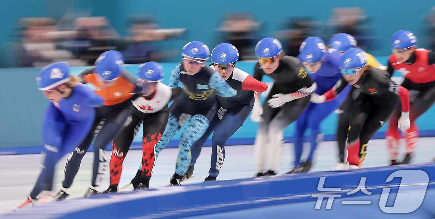 (밀라노=뉴스1) 김성진 기자 = 스피드스케이팅 박지우가 21일(현지시간) 이탈리아 밀라노 스피드스케이팅 스타디움에서 열린 2026 밀라노·코르티나담페초 동계올림픽 스피드 스케이팅 …