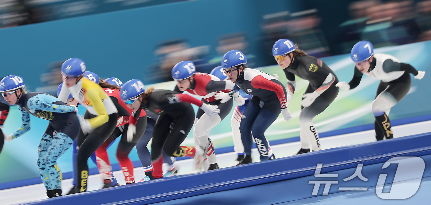 (밀라노=뉴스1) 김성진 기자 = 스피드스케이팅 박지우가 21일(현지시간) 이탈리아 밀라노 스피드스케이팅 스타디움에서 열린 2026 밀라노·코르티나담페초 동계올림픽 스피드 스케이팅 …