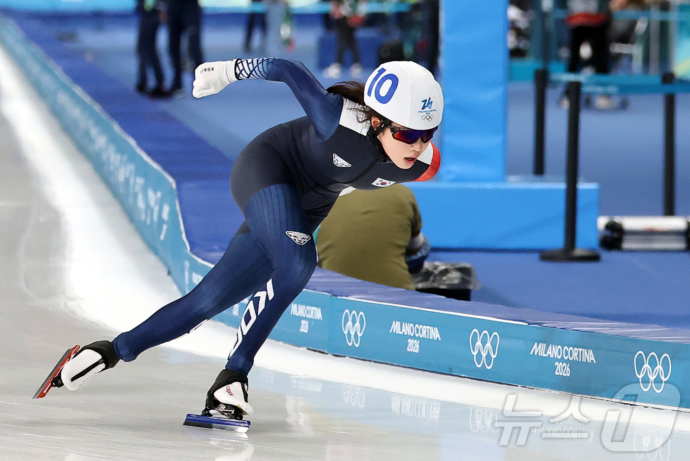 (밀라노=뉴스1) 김진환 기자 = 스피드스케이팅 임리원이 21일(현지시간) 이탈리아 밀라노 스피드스케이팅 스타디움에서 열린 2026 밀라노·코르티나담페초 동계올림픽 스피드 스케이팅 …