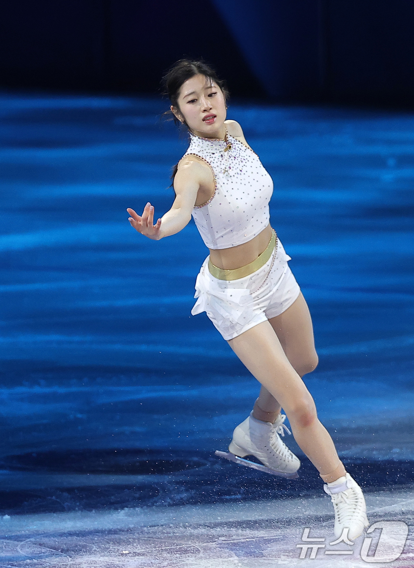 (밀라노=뉴스1) 김성진 기자 = 피겨 이해인이 21일(현지시간) 이탈리아 밀라노 아이스 스케이팅 아레나에서 열린 2026 밀라노·코르티나담페초 동계올림픽 피겨 갈라쇼에서 넷플릭스 …