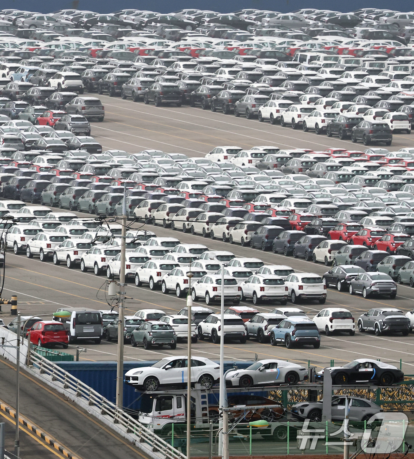 (평택=뉴스1) 오대일 기자 = 도널드 트럼프 미국 대통령이 21일(현지시각) 연방대법원의 상호관세 위법 판결 하루만에 '글로벌 관세'를 10%에서 15%로 인상하겠다고 전격 발표 …