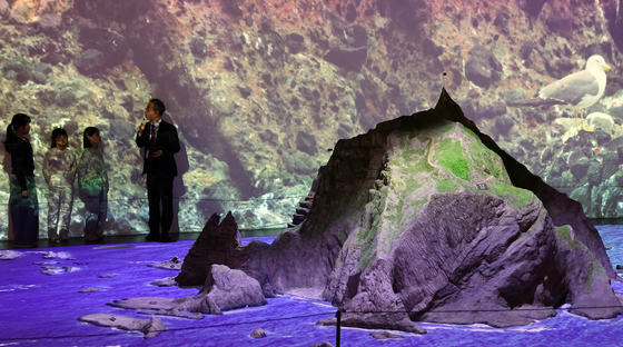 구글 번역기 '독도' 검색하면 '다케시마'…김치→파오차이 이은 황당 오류