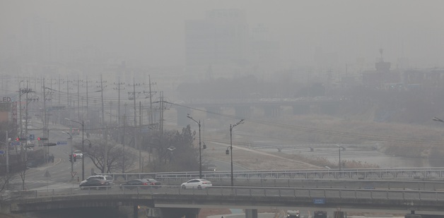 충북 5개 시군 미세먼지 주의보…내일까지 황사 지속