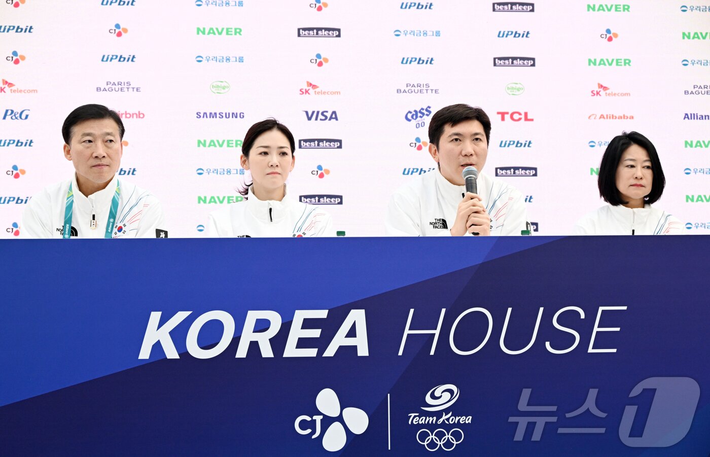본문 이미지 - 지난 2월 열린 2026 밀라노·코르티나담페초 동계올림픽 대한민국 선수단 해단식 및 결산 기자회견에 참석한 김나미 사무총장(오른쪽) (대한체육회 제공, 재판매 및 DB 금지) 2026.2.22 ⓒ 뉴스1 김진환 기자