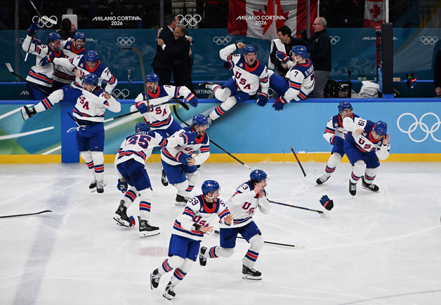 미국, 연장 접전 끝에 캐나다 잡고 금메달