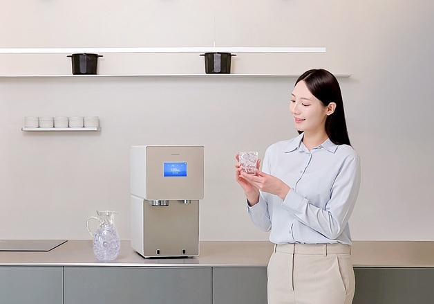 삼성전자, 매일 얼음 1000개 만드는 '비스포크 AI 얼음정수기' 선봬