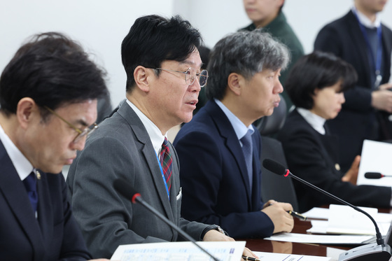 모두발언하는 김영훈 장관