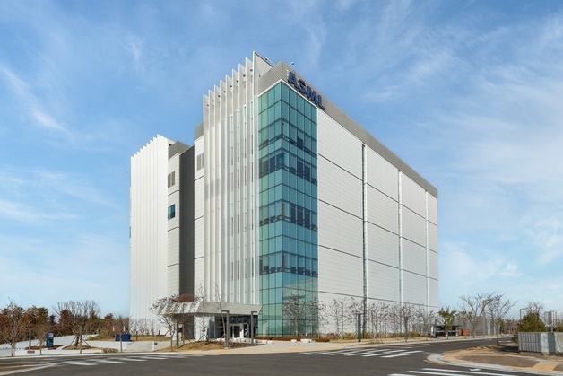 ASML코리아, 글로벌 트레이닝 센터 개소…"CS 엔지니어 年4000명 양성"