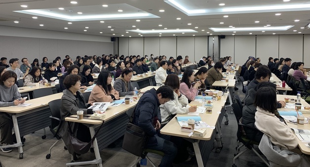 경기도, 전 시군에 재택의료센터 설치…'돌봄통합지원법' 시행 대비