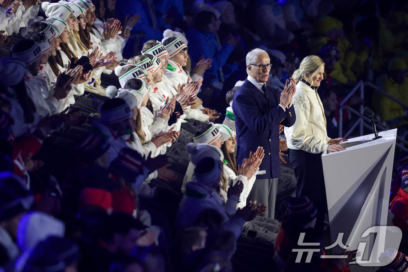 (베로나=뉴스1) 김진환 기자 = 22일 오후(현지시간) 이탈리아 베로나 아레나에서 열린 2026 밀라노·코르티나담페초 동계올림픽대회 폐회식에서 조반니 말라고 밀라노·코르티나담페초 …