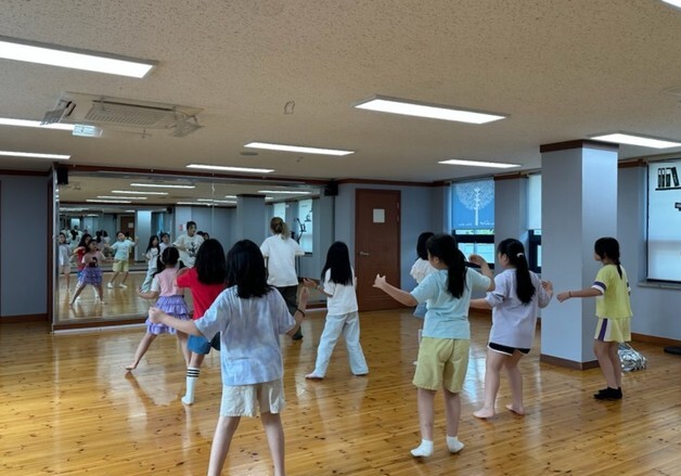 "취약계층 아동 돕는다" 마사회…찾아가는 문화센터 참여기관 모집