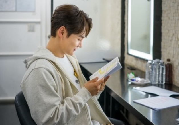 "가수 박서진이 나를 업고 꽃밭 거닐어"…복권 1등 5억 당첨자 꿈 화제