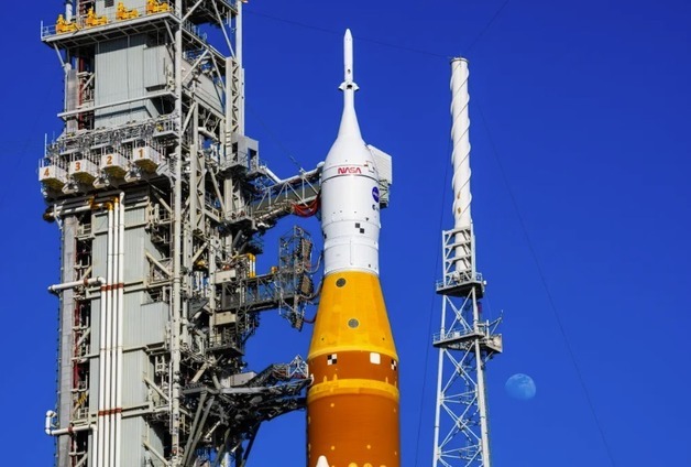 "제2의 암스트롱 쉽지 않네"…아르테미스 2호 발사 4월로 연기