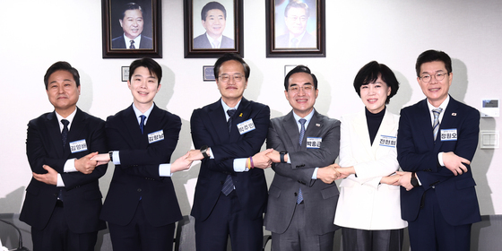 손 맞잡은 민주당 서울시장 후보들