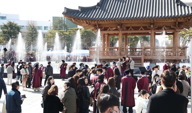 [오늘의 날씨] 전북(27일, 금)…낮 최고 10~14도, 일교차 커