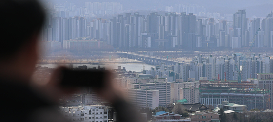 작년 서울 아파트값 13.5% 상승