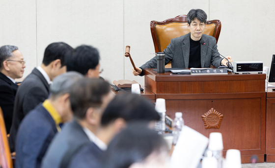 정개특위, 지선 선거구 획정 논의…"통합특별시 기준 민감"