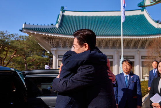 룰라 "책에 사인 좀" 李 "무이뚜 오브리가두"…각별한 두 정상