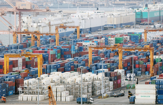 작년 1인당 국민소득 3만6855달러…고환율에 0.3% 성장 그쳐