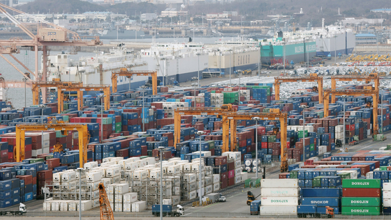 설연휴에 제조업 주춤·비제조업 반등…2월 기업심리 94.2로 개선