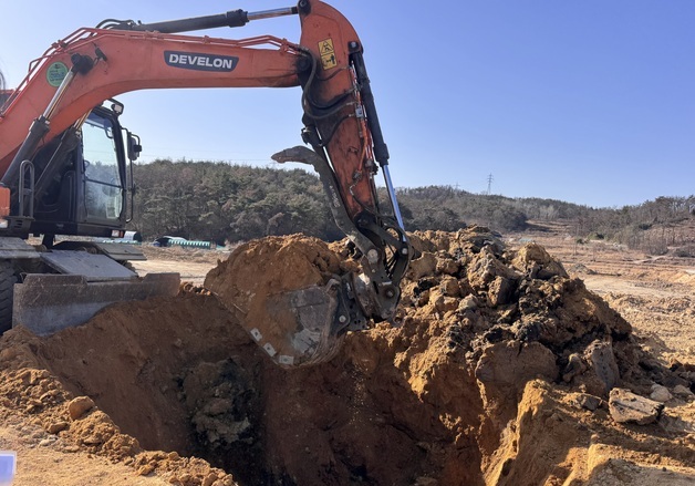 '불법 성토 의혹' 울산 북구 상안동 농지 굴착조사 착수