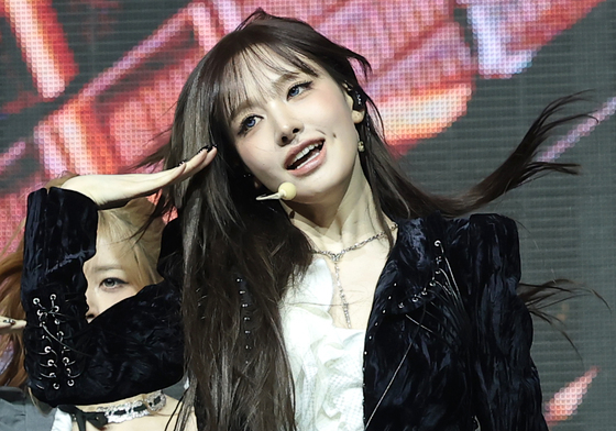 리즈, 부드러운 카리스마