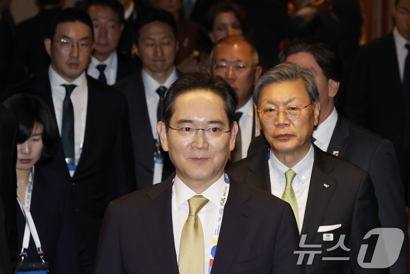 (서울=뉴스1) 안은나 기자 = 이재용 삼성전자 회장, 정의선 현대차그룹 회장, 구광모 LG그룹 회장, 정기선 HD현대 회장이 23일 오후 서울 중구 롯데호텔에서 열린 한-브라질 …
