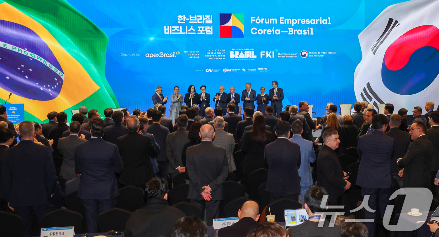 (서울=뉴스1) 안은나 기자 = 루이스 이나시우 룰라 다 시우바(Luiz Inácio Lula da Silva) 브라질 대통령이 23일 오후 서울 중구 롯데호텔에서 열린 한-브라질 …