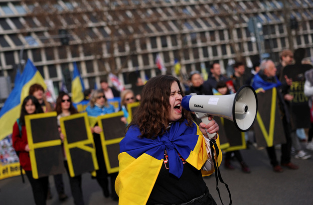 [포토] 러·우 전쟁 4년 맞아 곳곳서 연대 집회