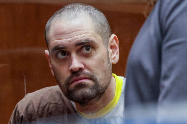 '롭 라이너 부부 살해' 친아들, 법정서 무죄 주장