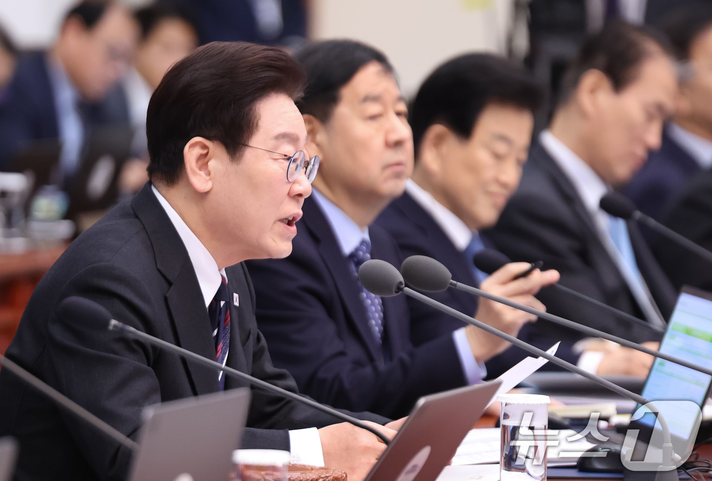 (서울=뉴스1) 허경 기자 = 이재명 대통령이 24일 청와대에서 열린 국무회의에서 발언을 하고 있다. 2026.2.24/뉴스1