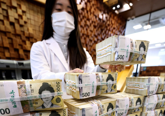 원화 실질가치 7개월 만에 반등…'상대적 원화 약세 진정 조짐'