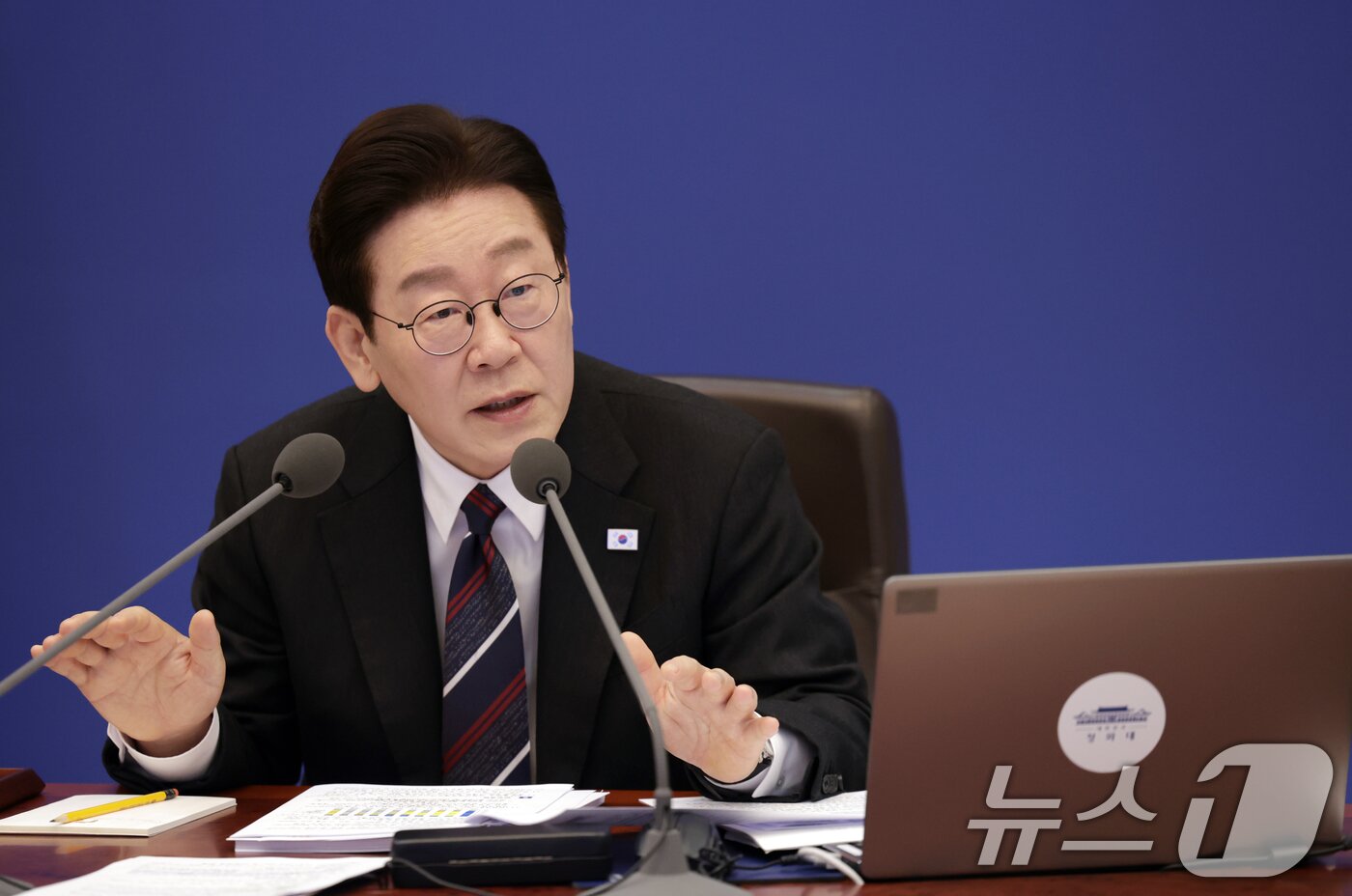 본문 이미지 - 이재명 대통령이 24일 청와대에서 열린 국무회의에서 발언을 하고 있다. 2026.2.24 ⓒ 뉴스1 허경 기자